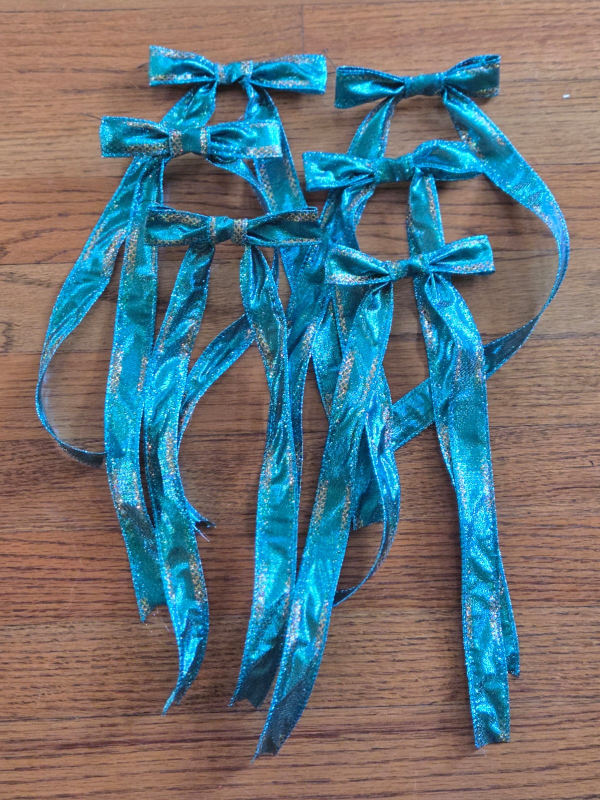 Set of 6 - 12" Victorian Blue Lamé Bows